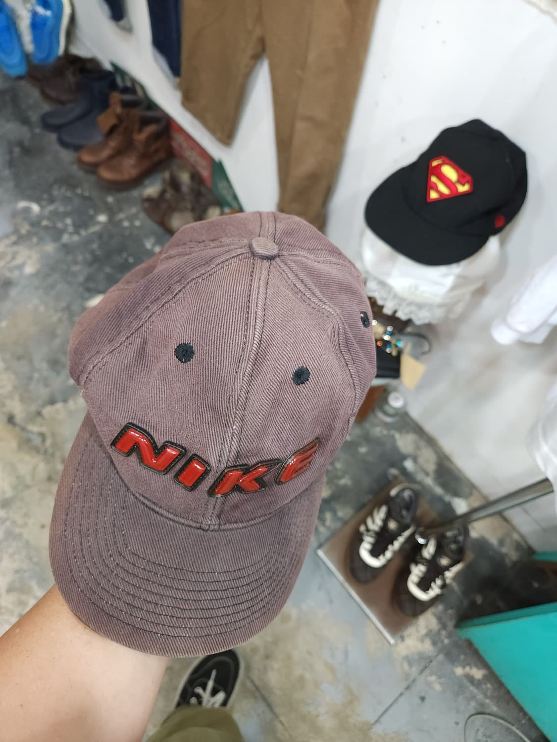 나이키 90s 드릴 빅로고 볼캡

 상품이미지4