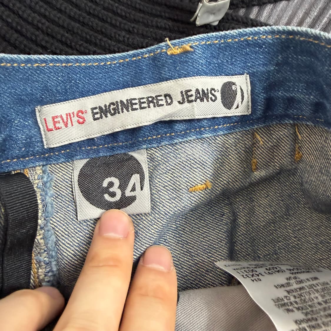 리바이스 엔지니어드 신치백 데님 팬츠 상품이미지8