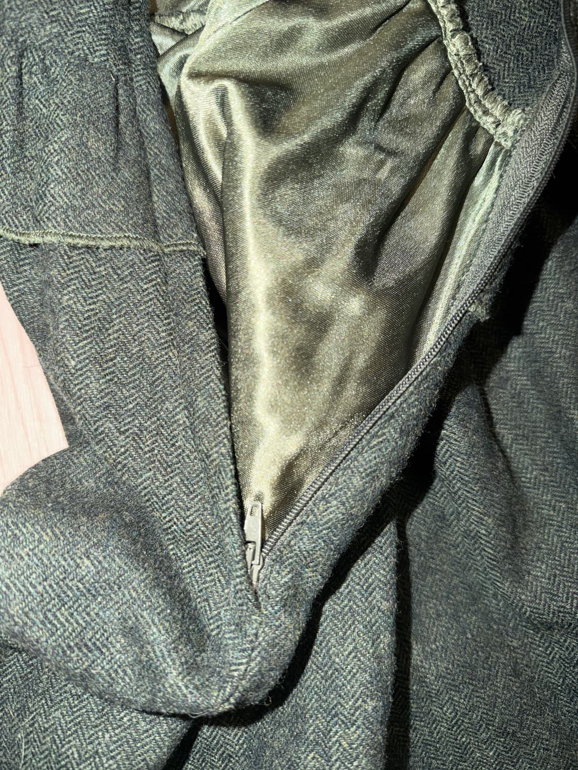 Axes femme velvet dark green dress 상품이미지5