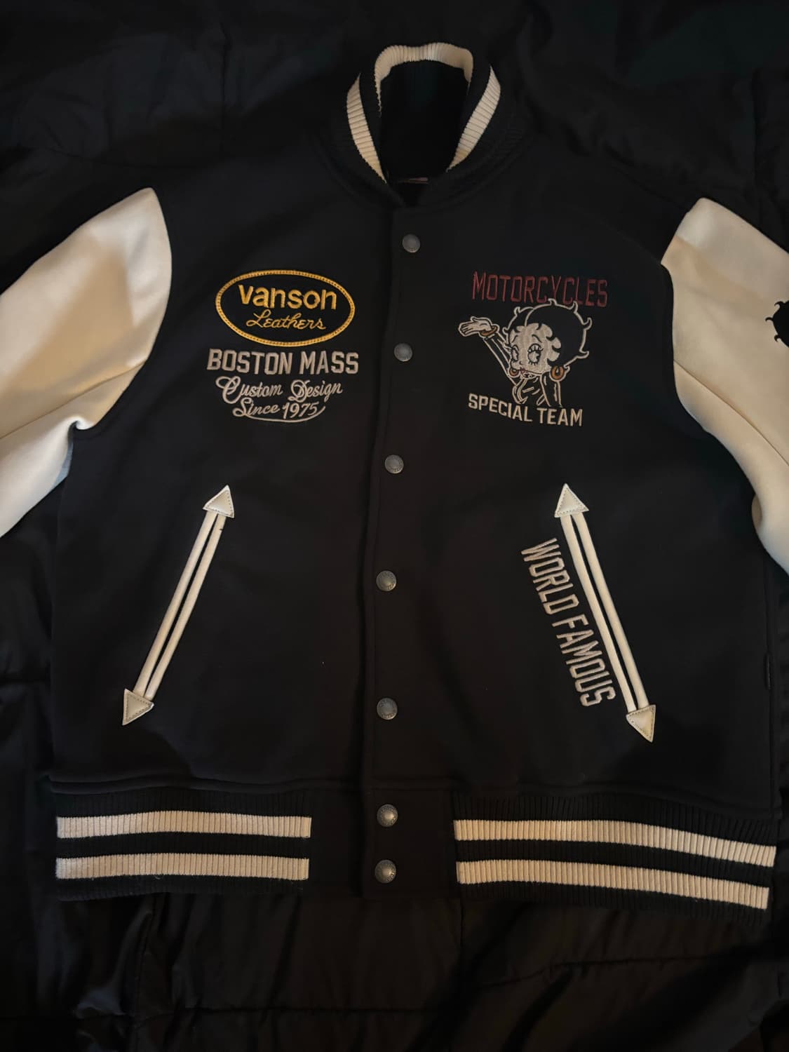 밴슨 레더 베티붑 바시티 자켓 상품이미지1