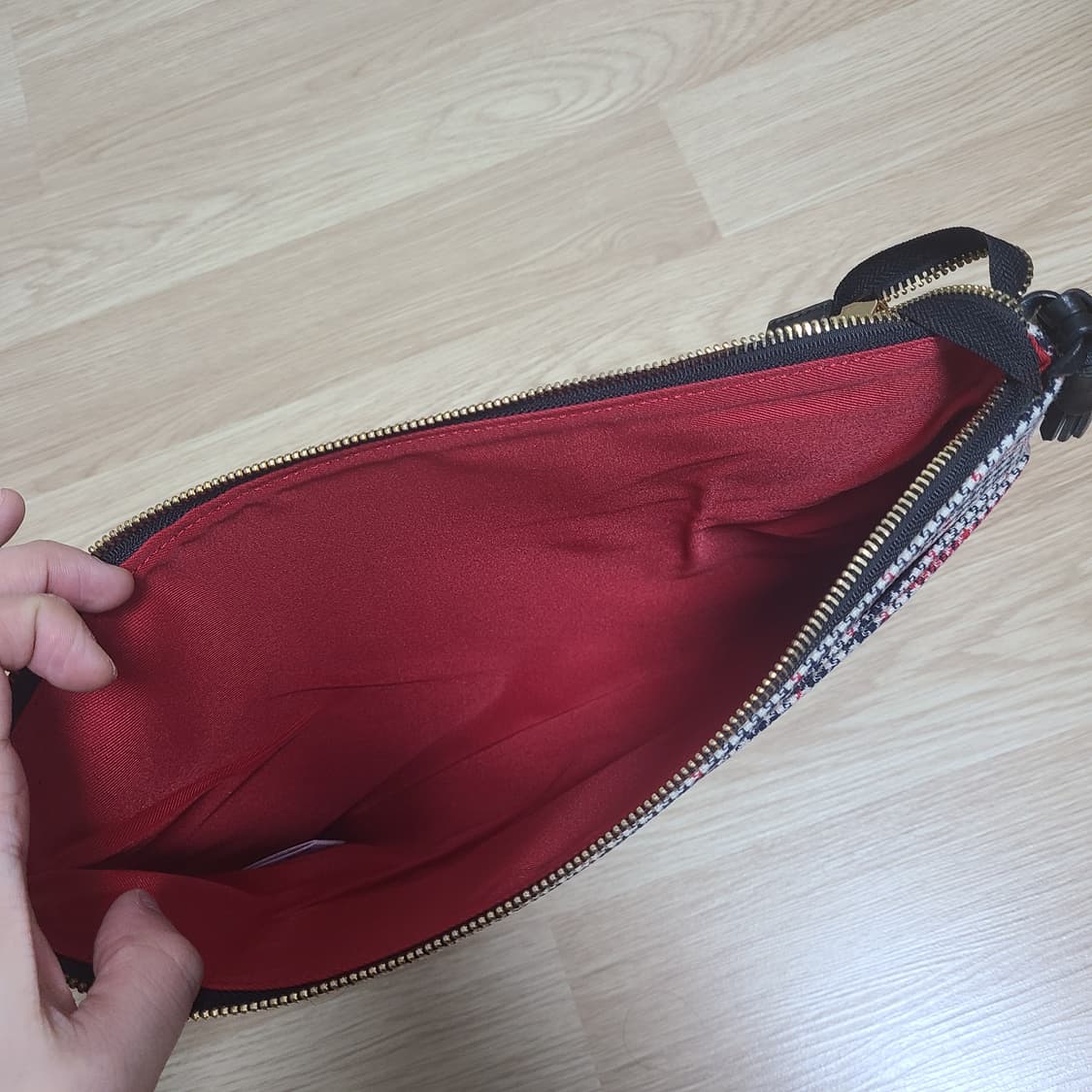 토마스브라운 체크 클러치 상품이미지4