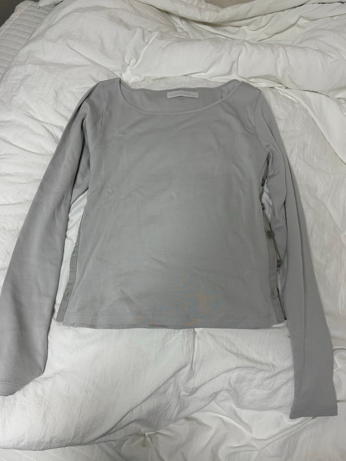 낫띵에브리띵 SIDE-BUTTON DETAIL LONG SLEEVE  상품이미지3