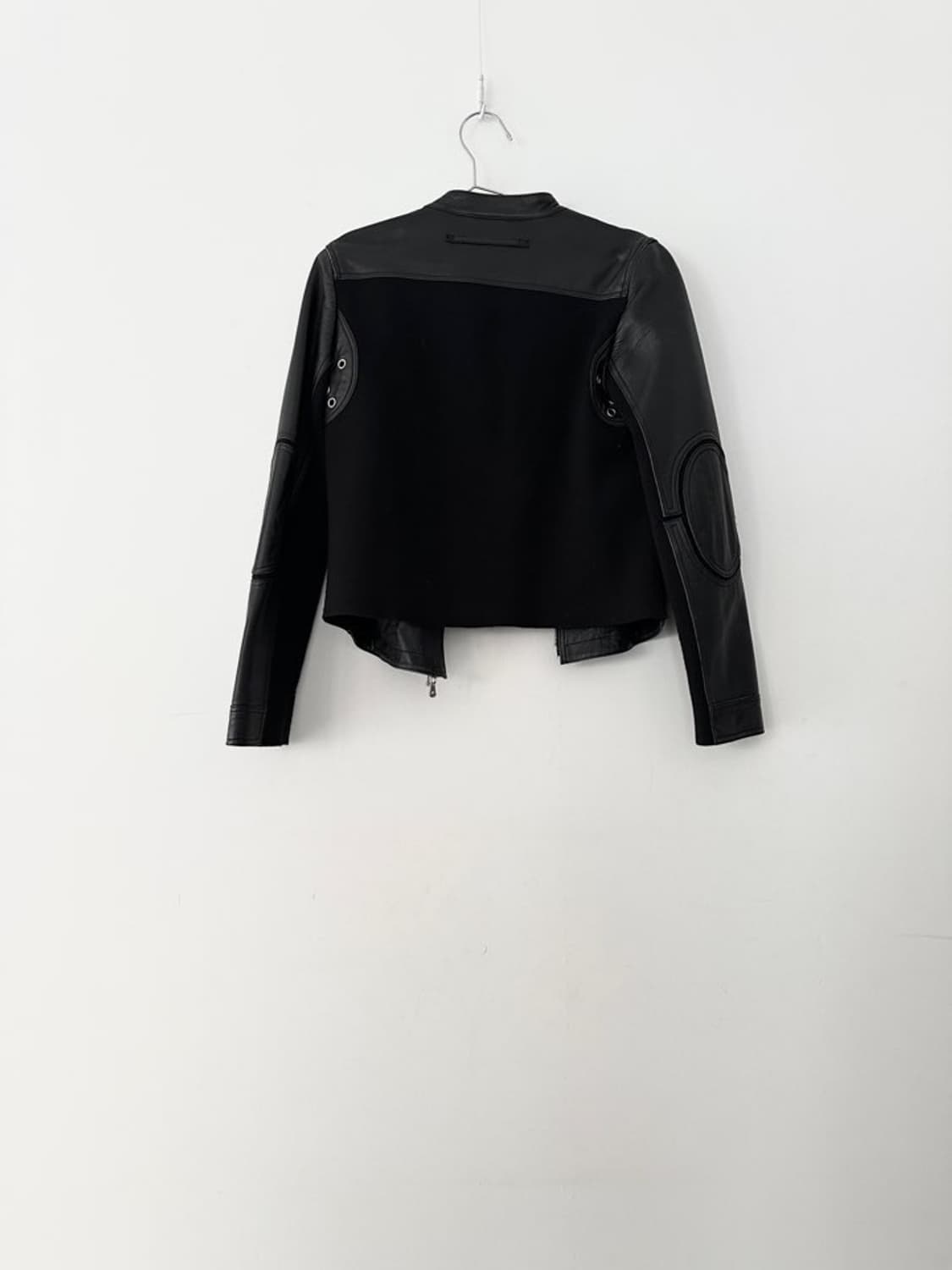 Hole detail buckle leather jacket 상품이미지4