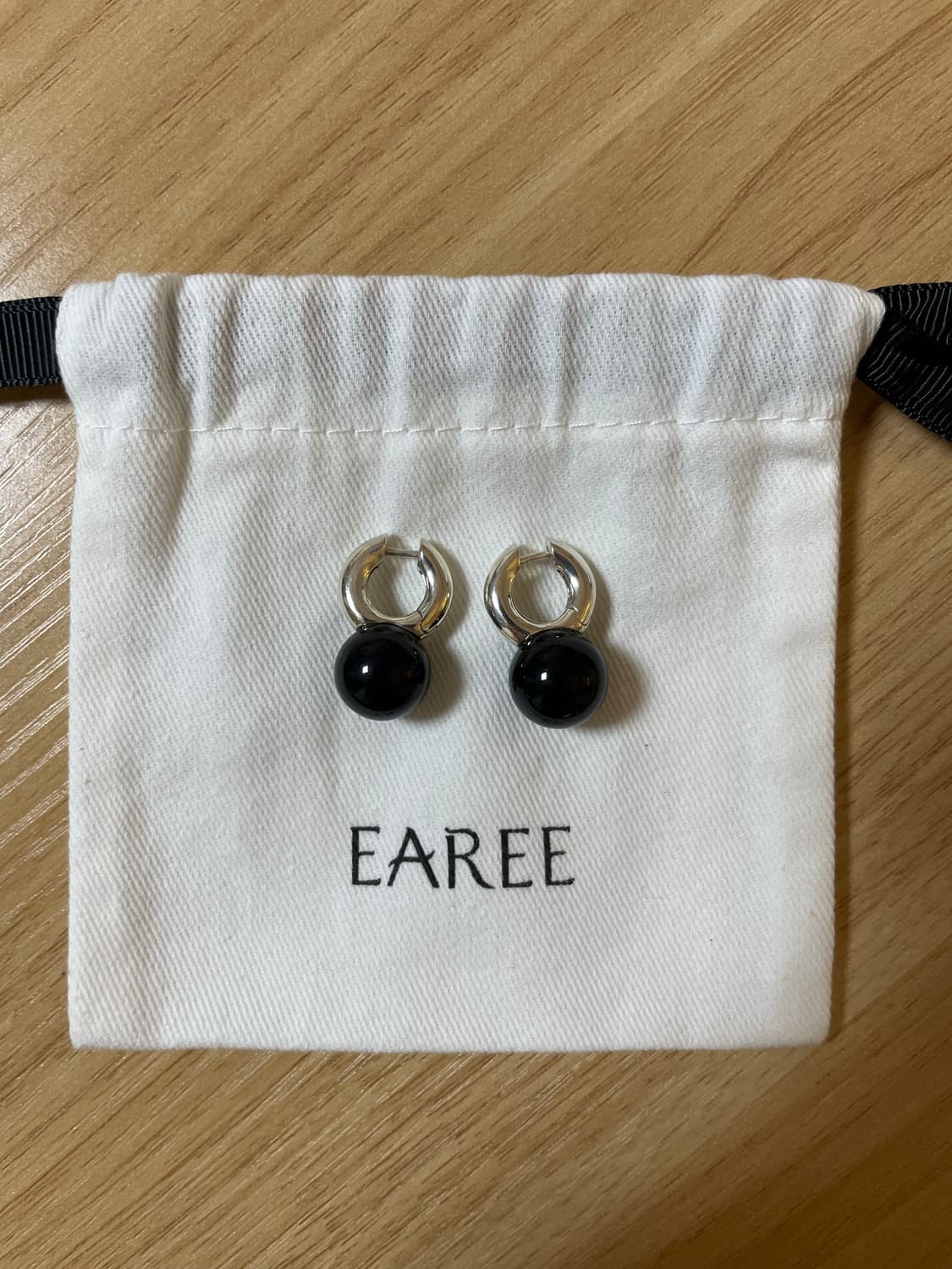 이어리 그레타 실버 이어링 오닉스 상품이미지4