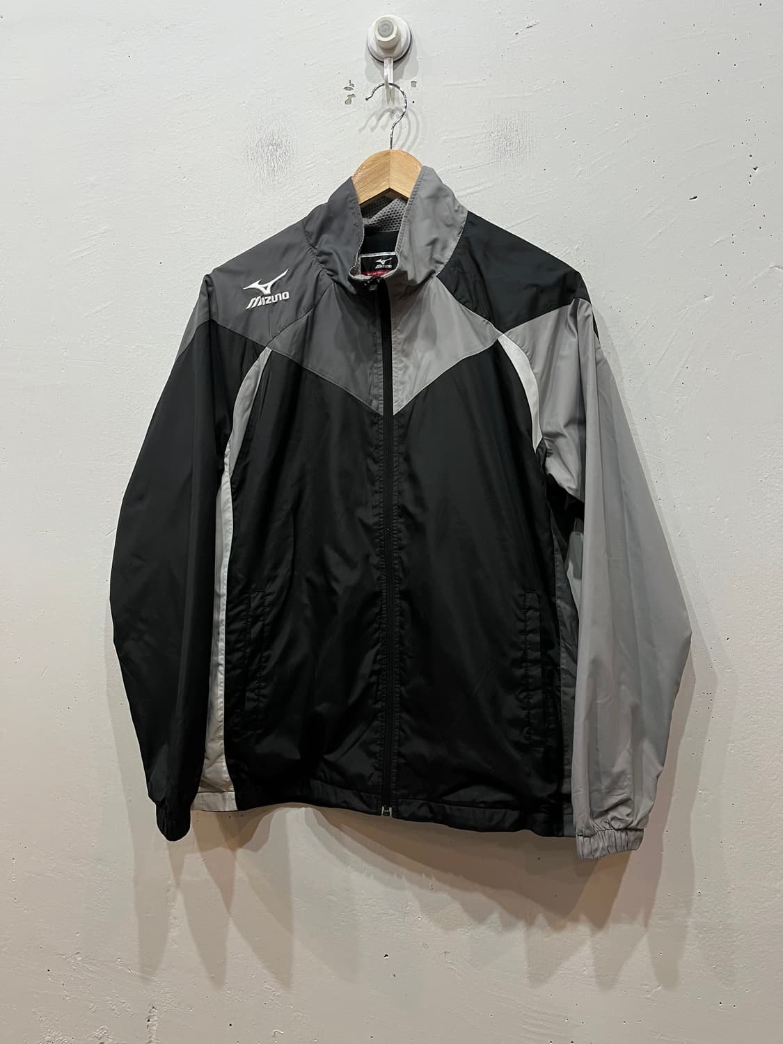 미즈노 써멀 플러스 바람막이 자켓 M 상품이미지1