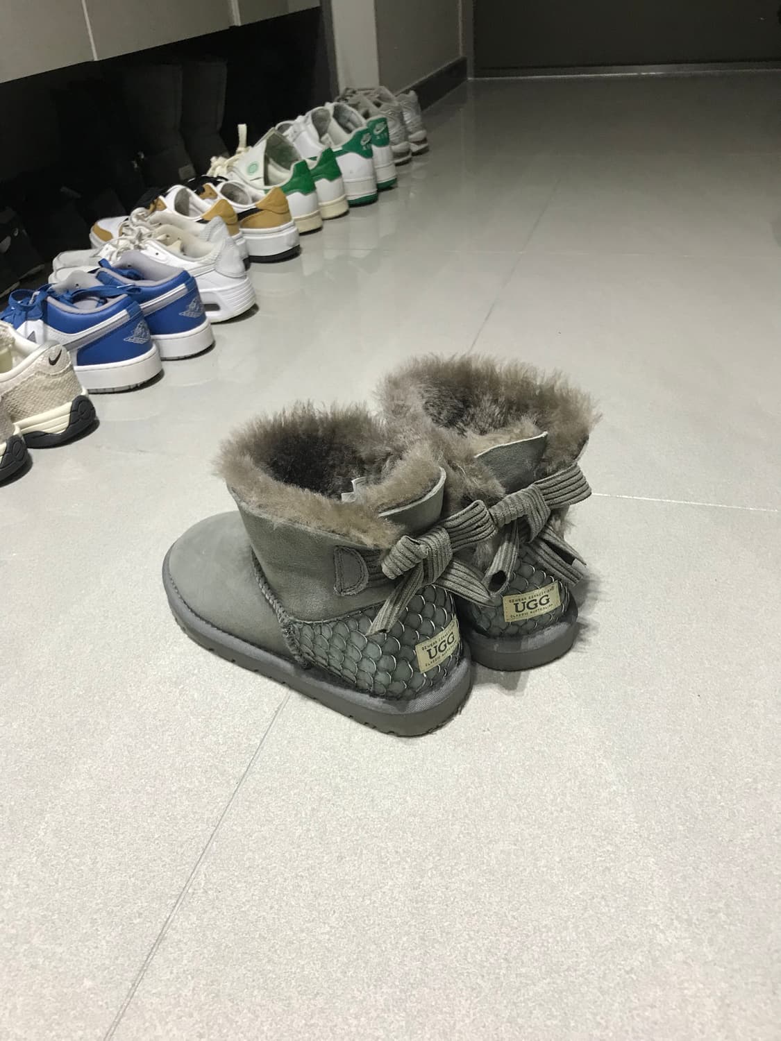 UGG 키즈 어그 부츠 210mm 상품이미지1