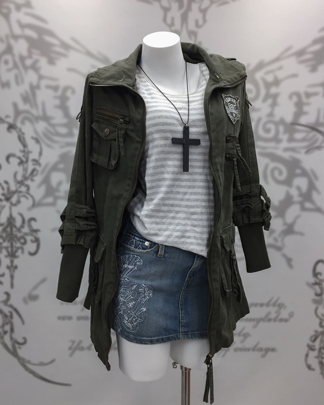 Y2K back lettering patch utility jacket 상품이미지1