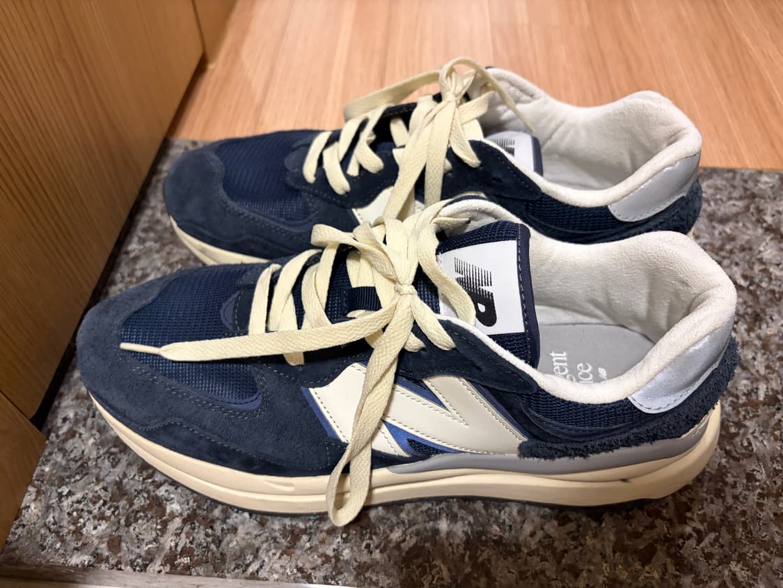 [285]뉴발란스 M5740VLB 네이비 상품이미지1