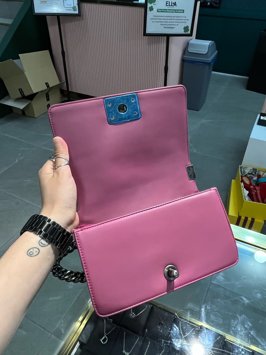 샤넬 보이백 샤넬보이벨벳 상품이미지6