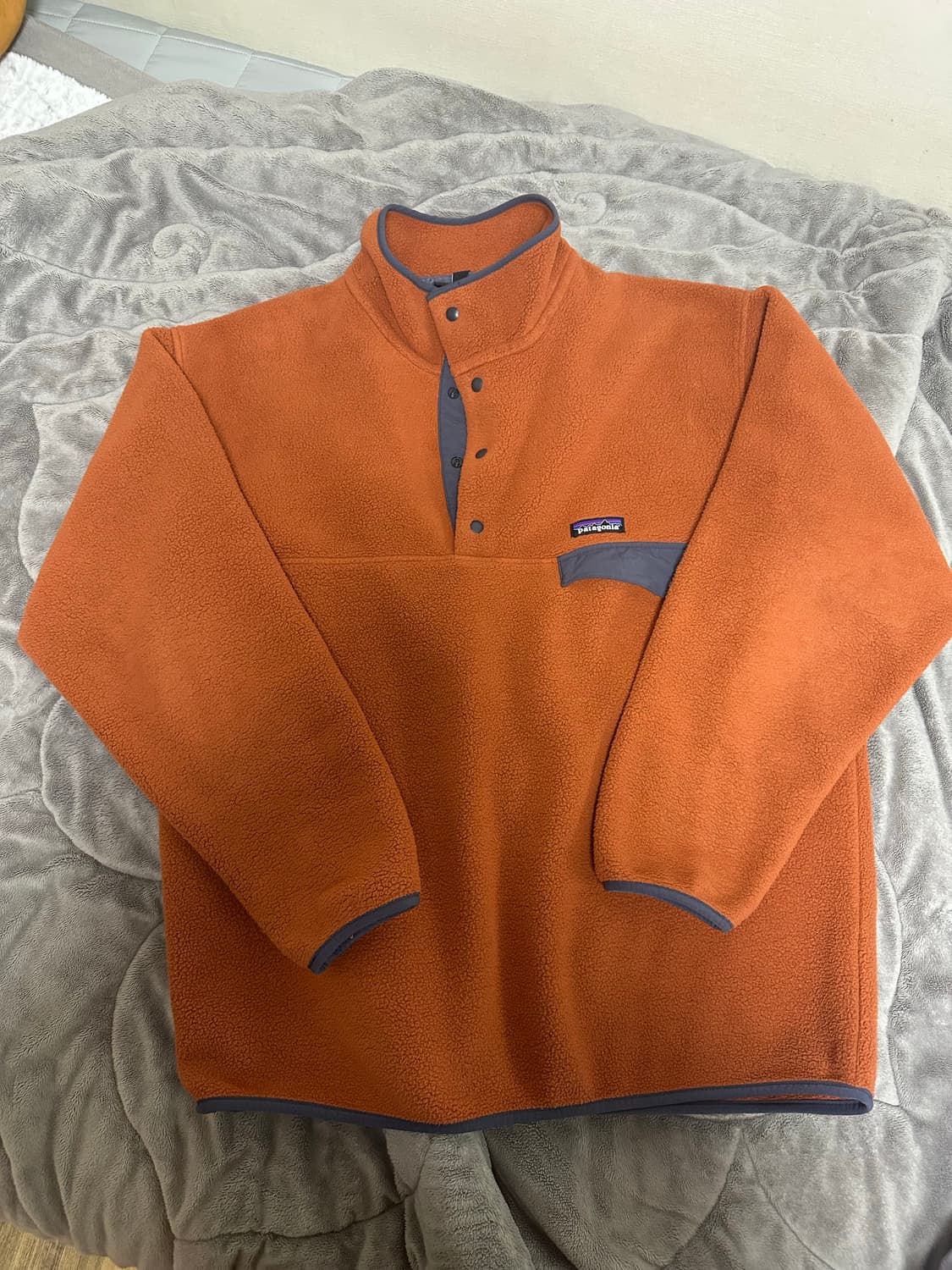 파타고니아 신칠라 L 헤비웨이트 버니쉬드 레드 상품이미지2