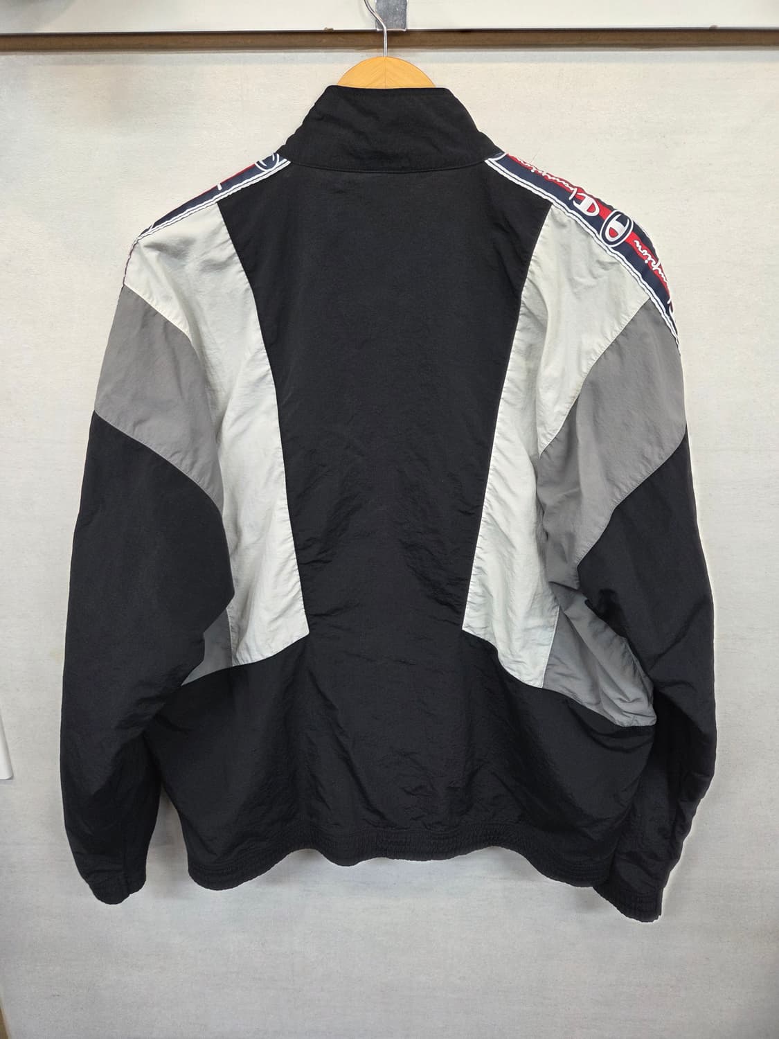 챔피온 올드스쿨 배색 테이프로고 우븐 바람막이 트랙자켓 xl 상품이미지2