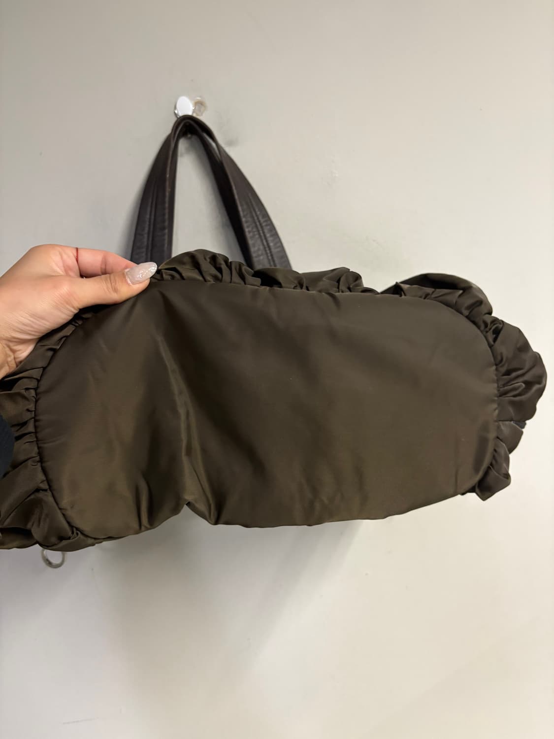 Y‘SACCS pleats ballon tote bag deep brow 상품이미지9