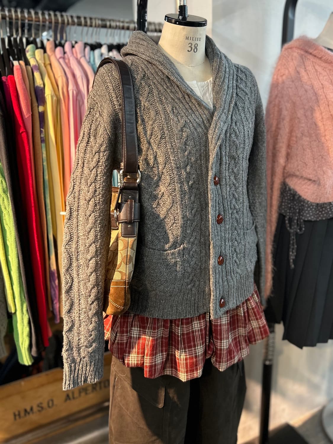 Vintage Grey Winter Cardigan 상품이미지1