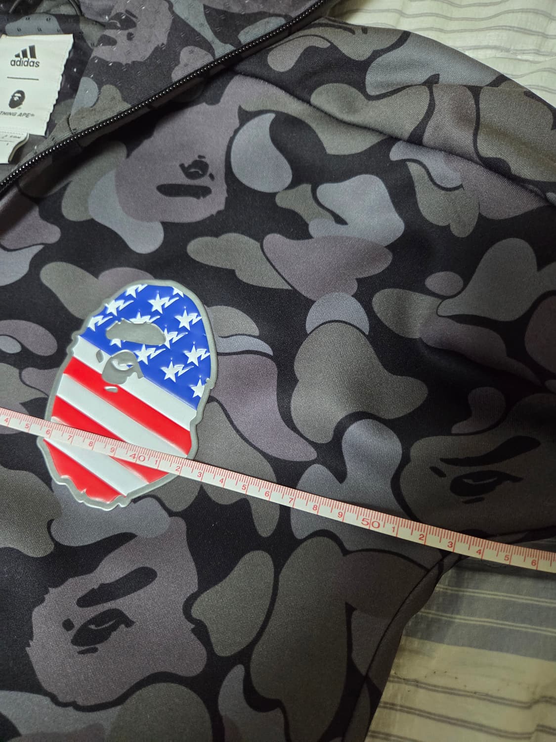 베이프×아디다스 콜라보 성조기샤크후드집업 새상품급 상품이미지9