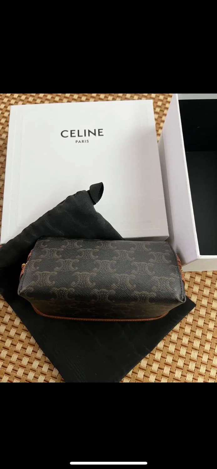 [매장구매정품] CELINE - 체인 클러치 상품이미지4