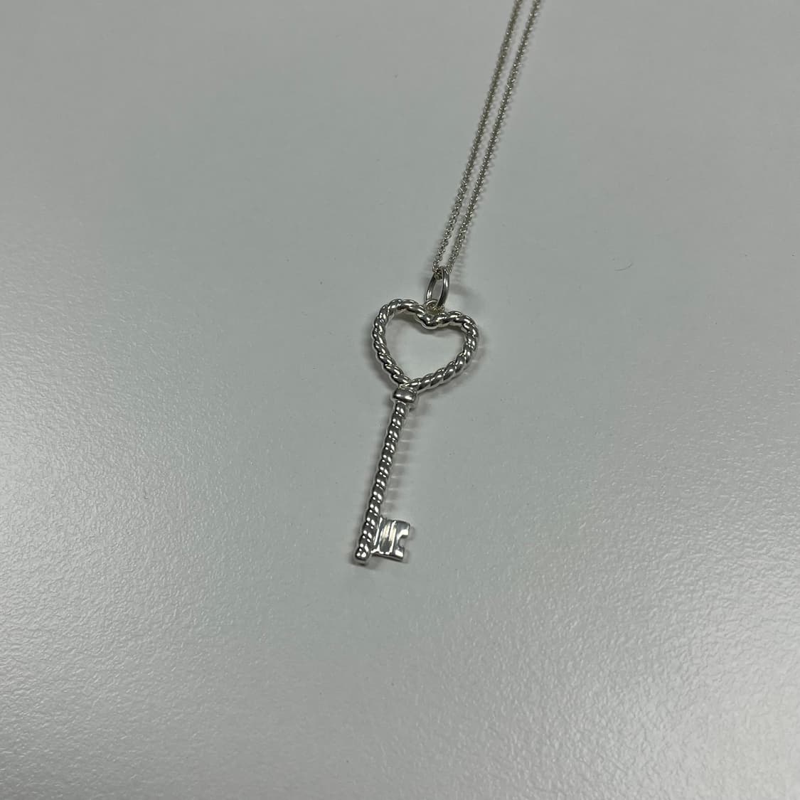 티파니앤코 꼬임 하트 태그키 목걸이 상품이미지4