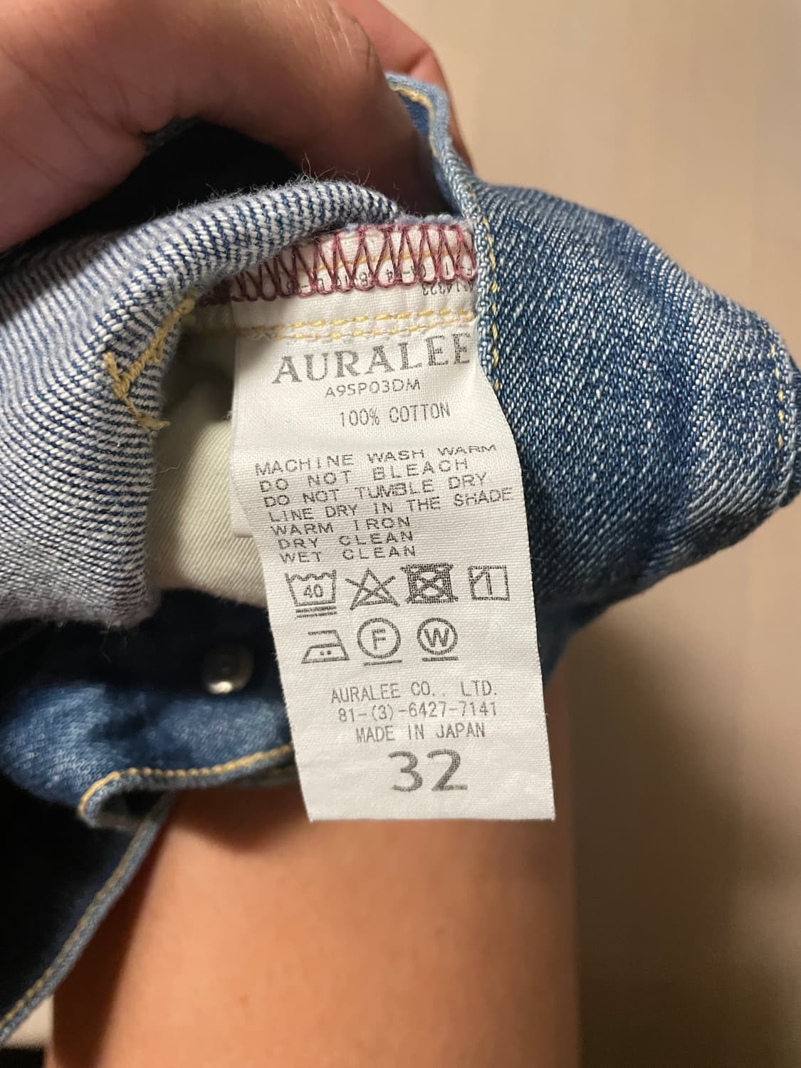 AURALEE WASHED HARD TWIST DENIM 5P PANTS 상품이미지3