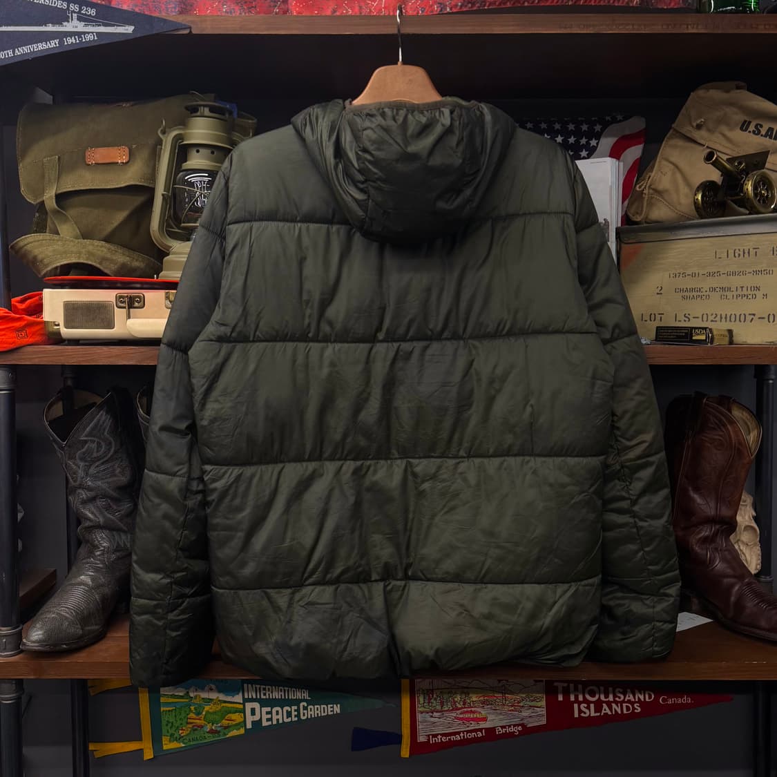 Barbour 바버 BEACON 등대 로고 클래식 푸퍼 경량 패딩 상품이미지2