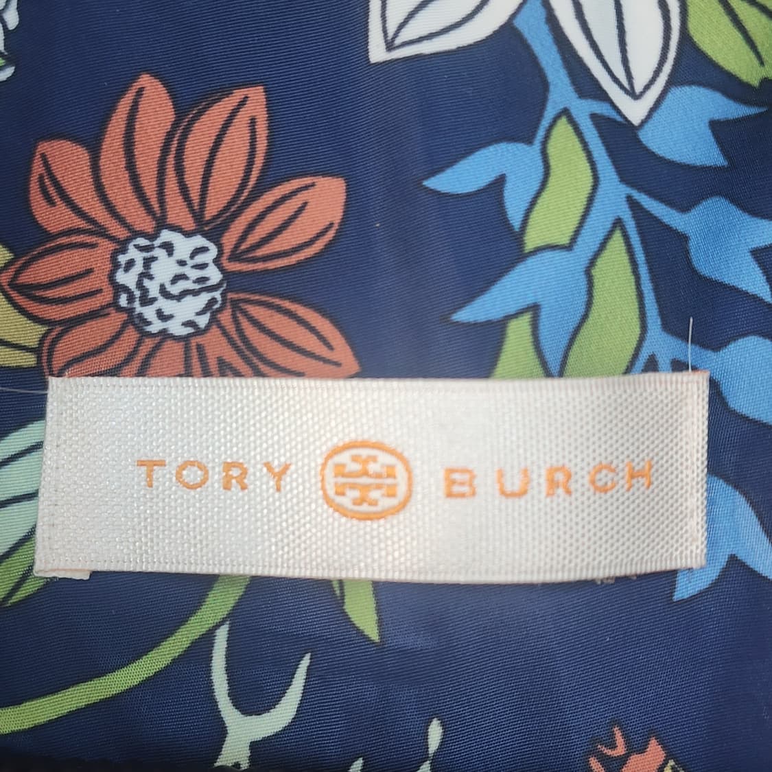 토리버치 플라워 패턴 후드 바람막이 상품이미지3