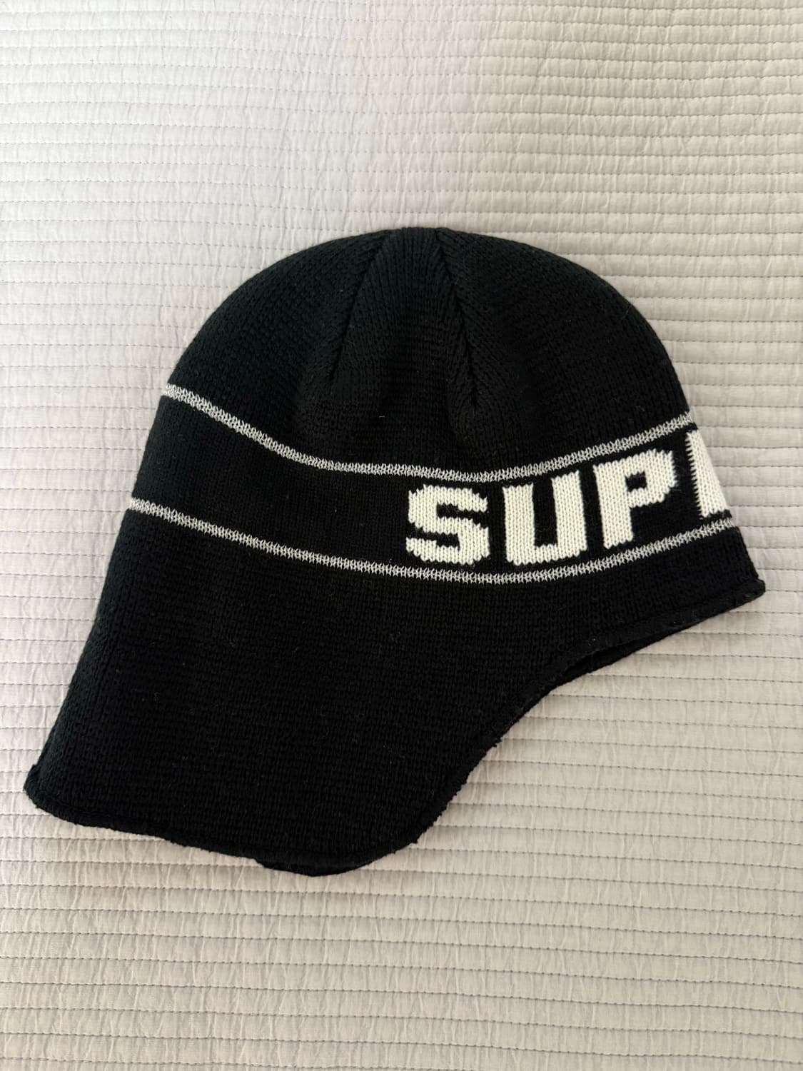 [OS] 슈프림 이어플랩 비니 블랙 23FW 상품이미지3