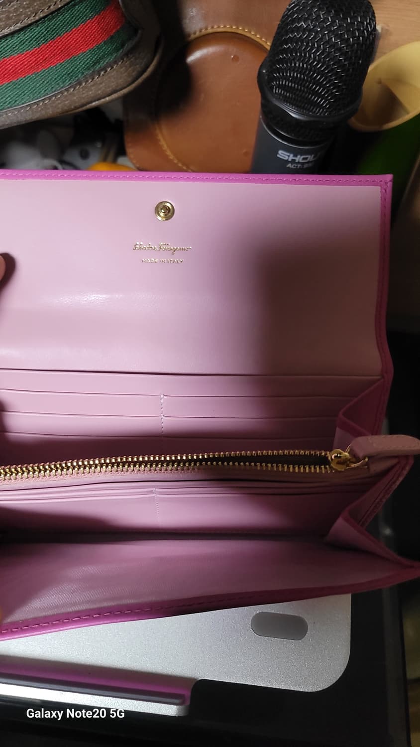 페레가모 장지갑 상품이미지3