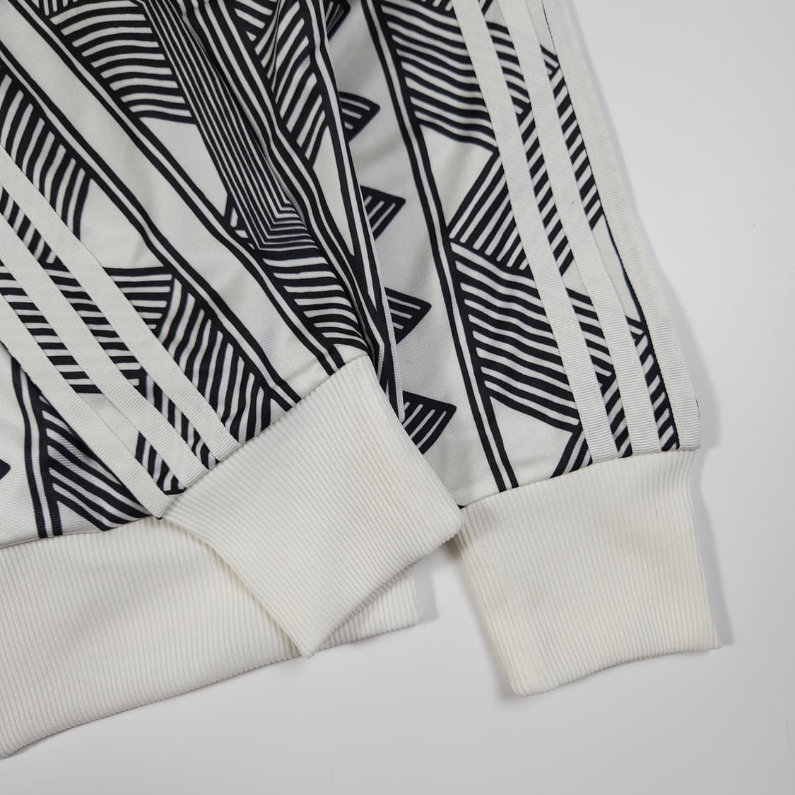 아디다스 파이어버드 빅로고 트랙탑  상품이미지6