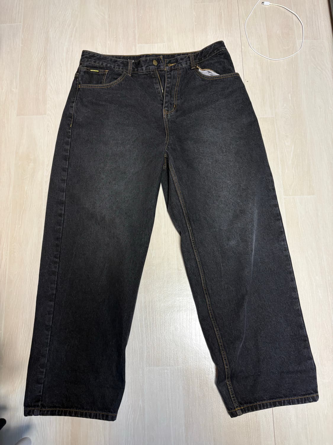 위켄더스 데님 팬츠 판매합니다 상품이미지2