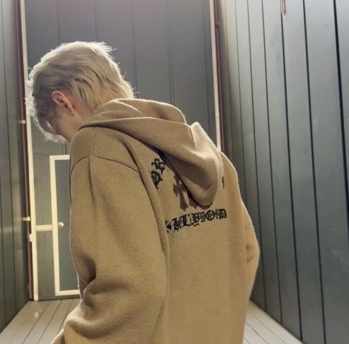 새상품 크롬하츠 세메터리 스웨이드패치 캐시미어 후드집업 L 영수증O 상품이미지9
