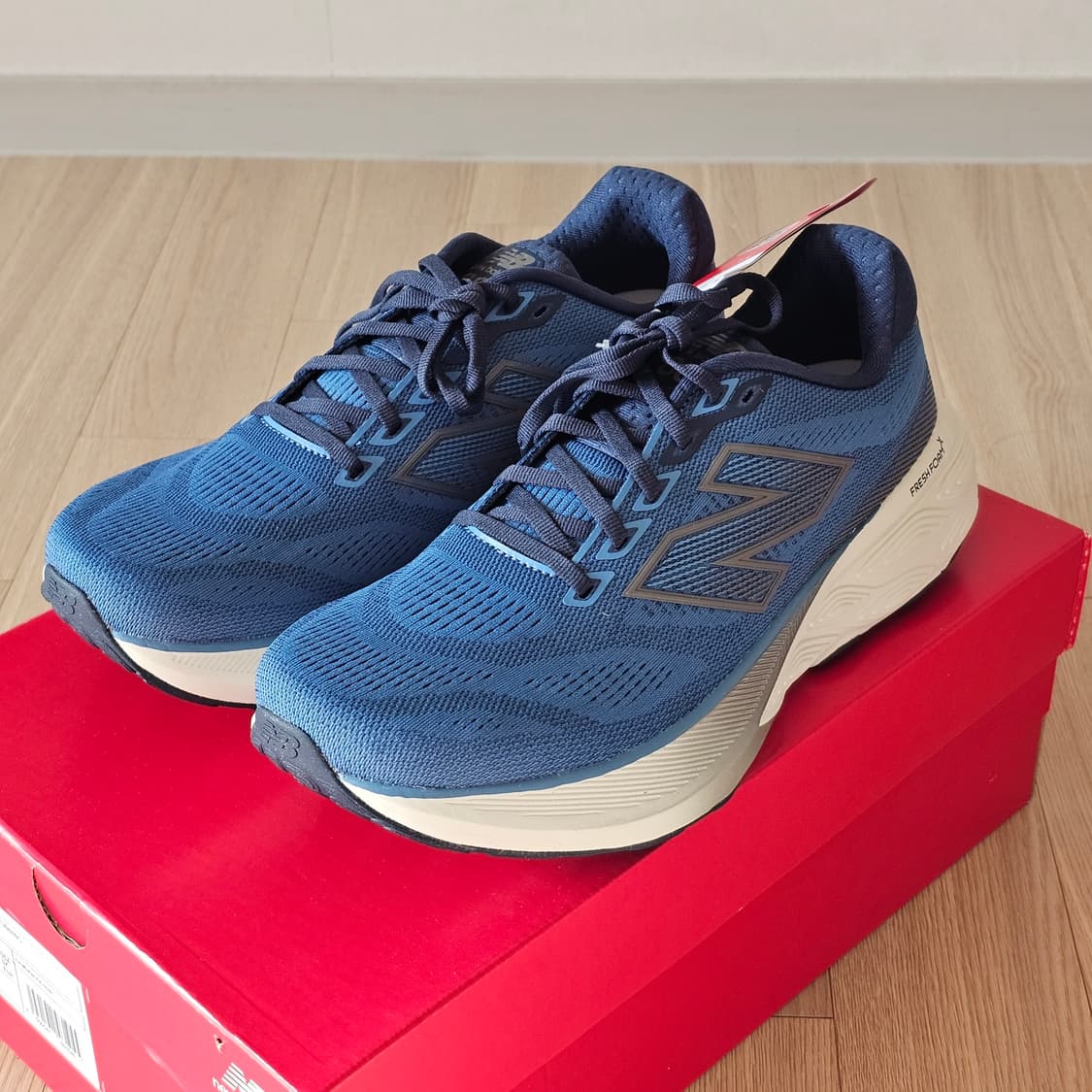 280 새제품 뉴발란스 프레쉬폼X 880 v15 2E 와이드 런닝화 신발 상품이미지3