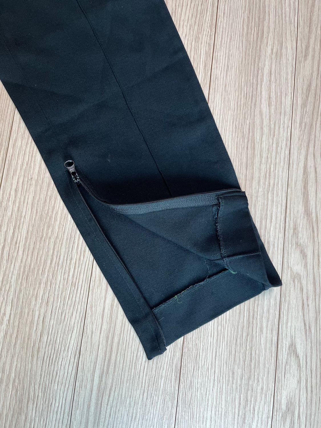 DSQUARED2 블랙 지퍼 디테일 슬랙스 46 정품 상품이미지9