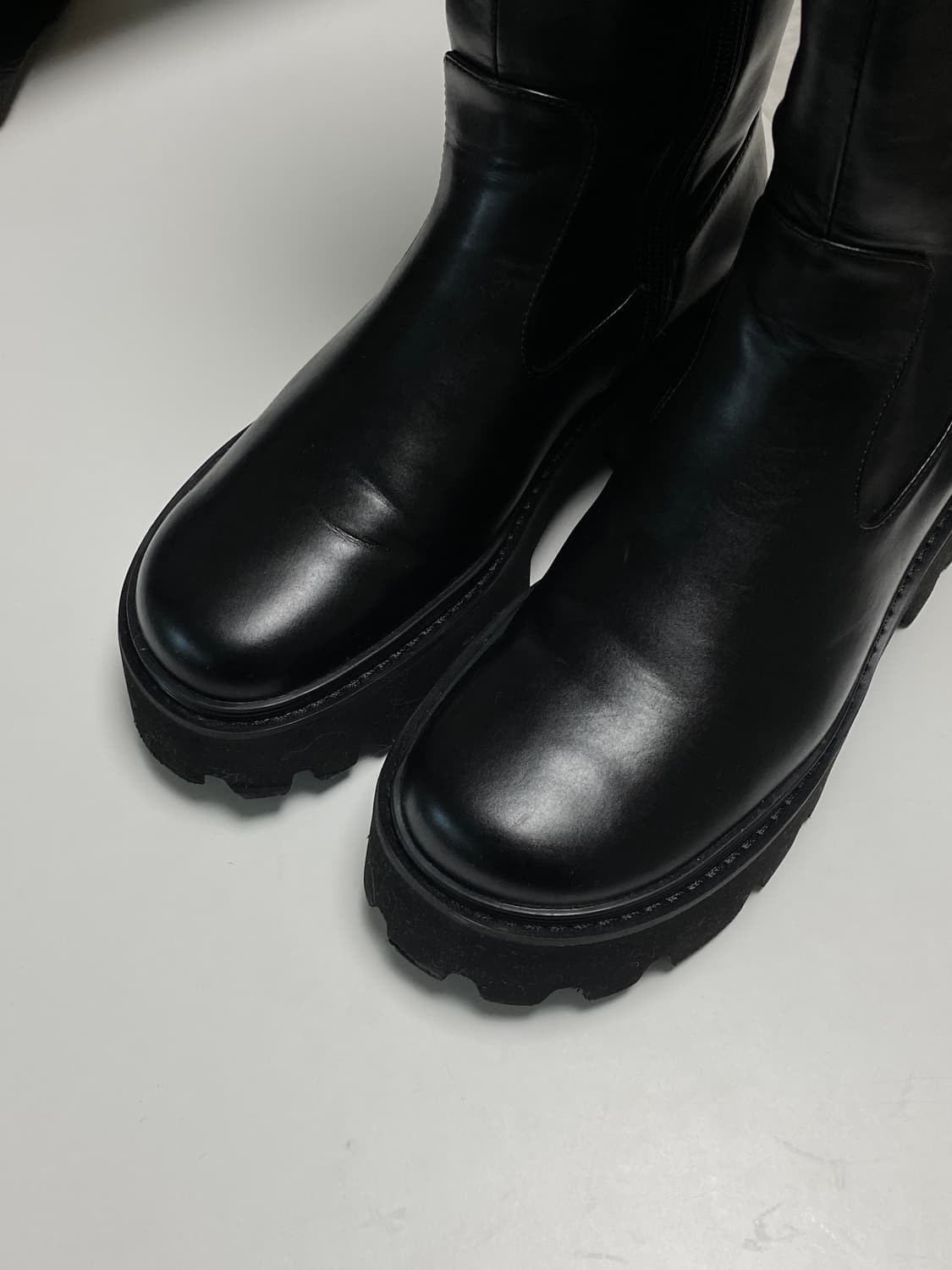 찰스앤키스x블랙 콜라보 부츠 상품이미지7