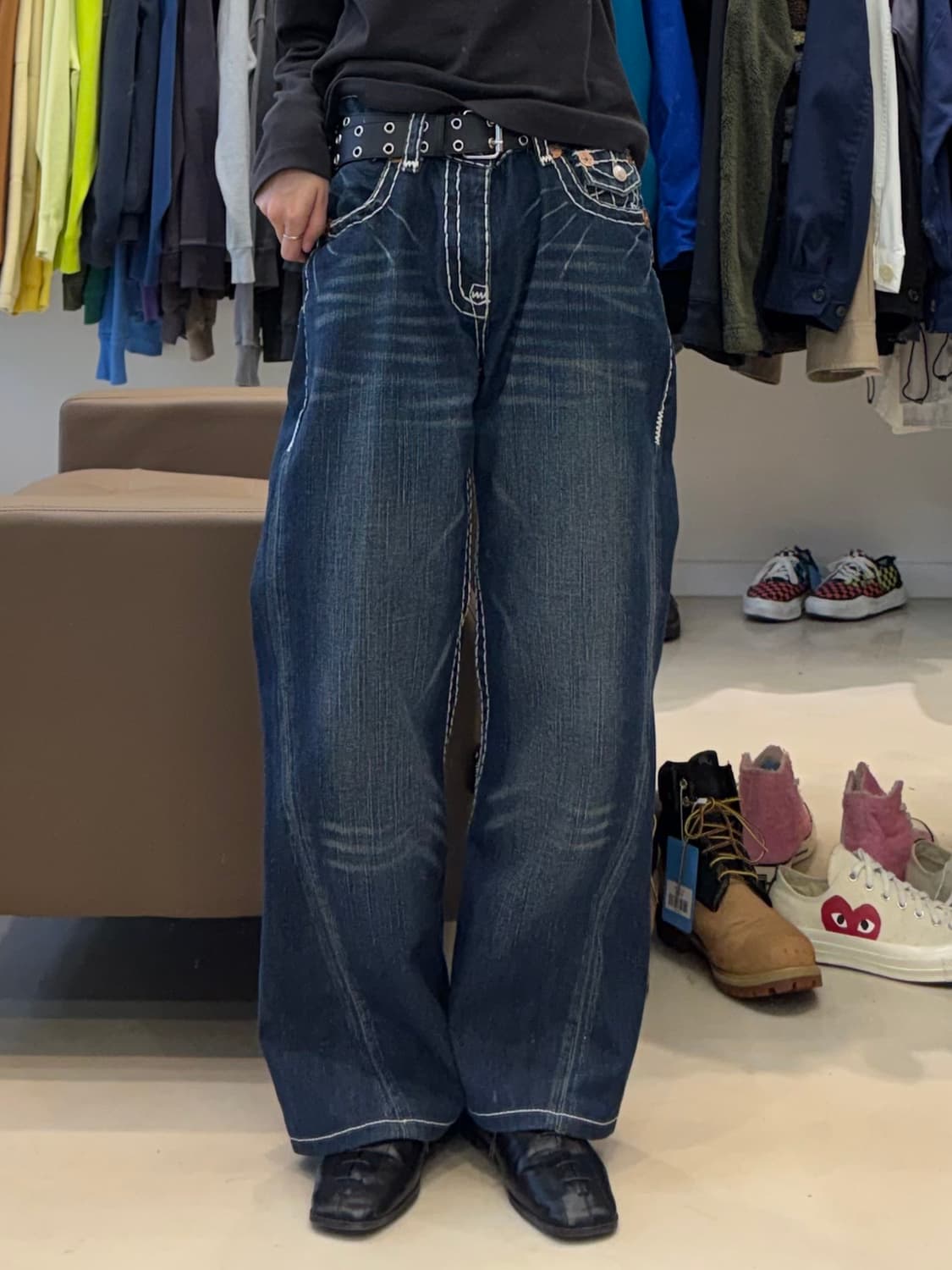 트루릴리젼 조이 빅 T 데님 팬츠 상품이미지5