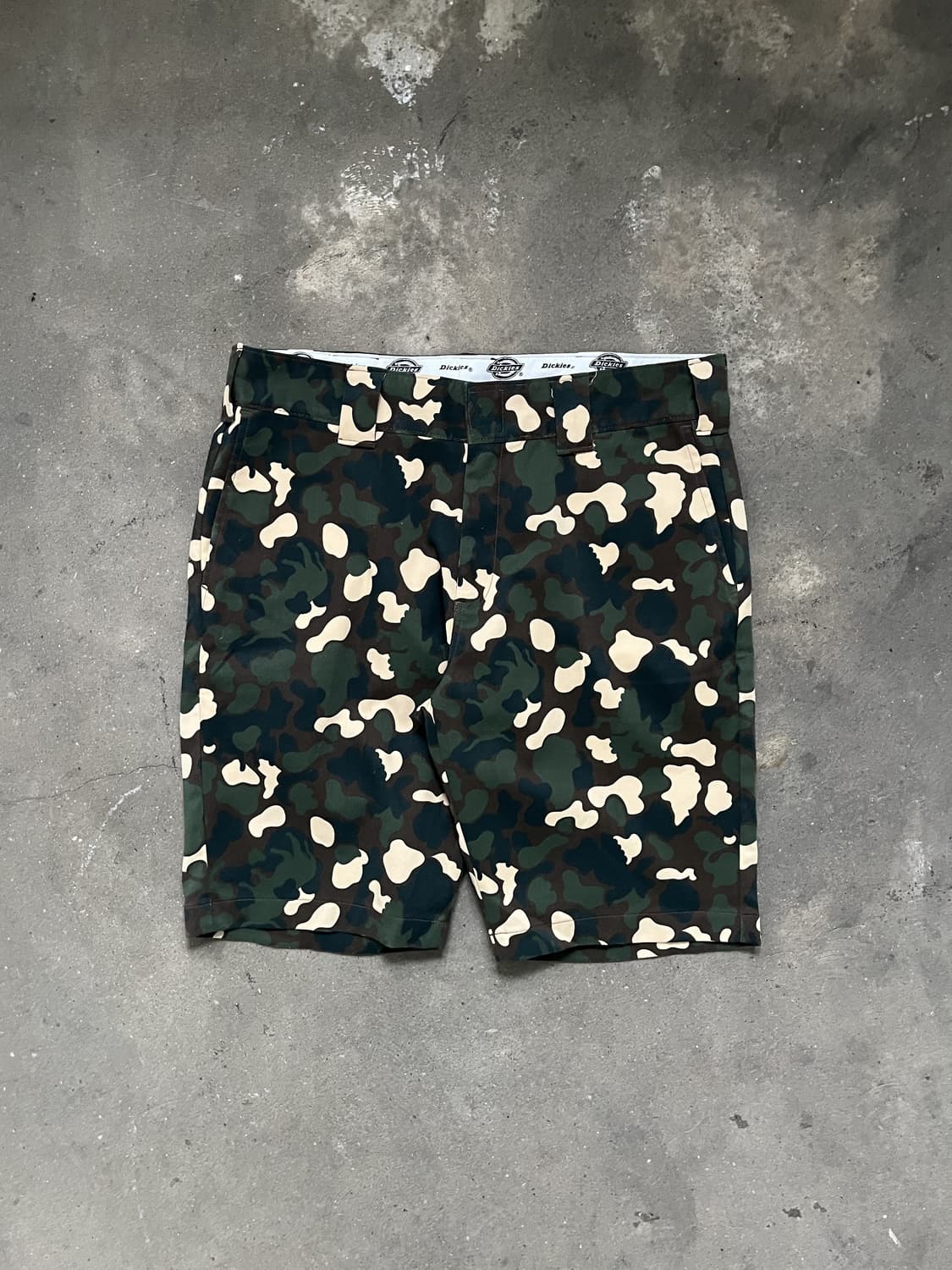 Dickies 카모패턴 반바지  상품이미지1