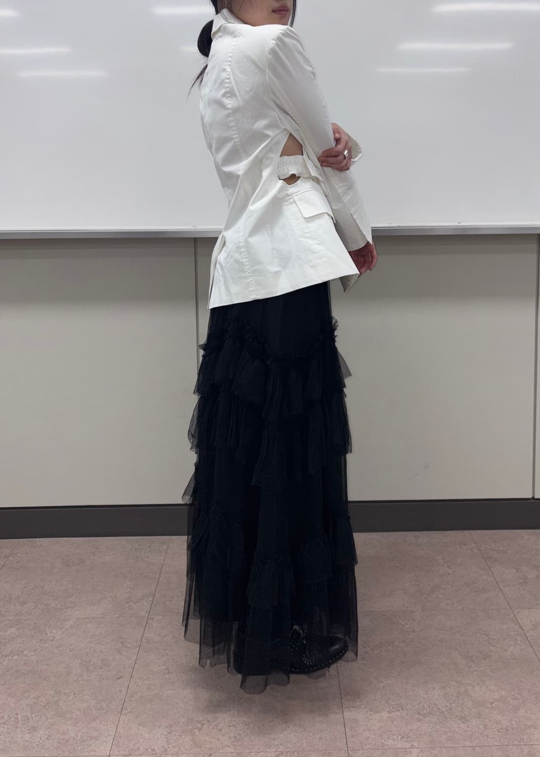 HAE BY HAEKIM White cutout belted jacket 상품이미지3