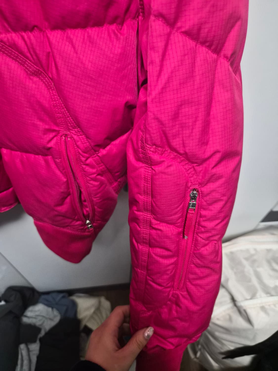 나이키 핑크 덕다운패딩 M 사이즈 상품이미지4