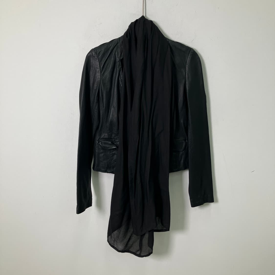 올세인츠 블랙 애슐라 레더 자켓 상품이미지3