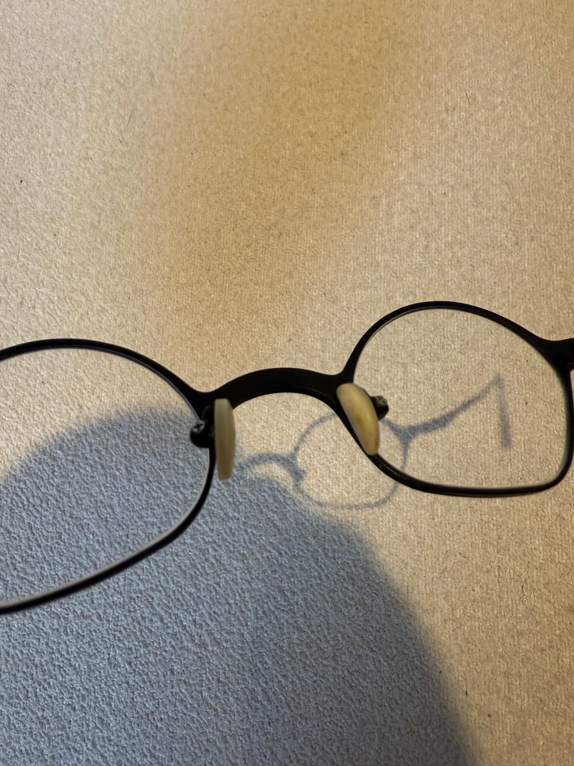 리가드즈 10주년 블랙 티타늄 안경 상품이미지3