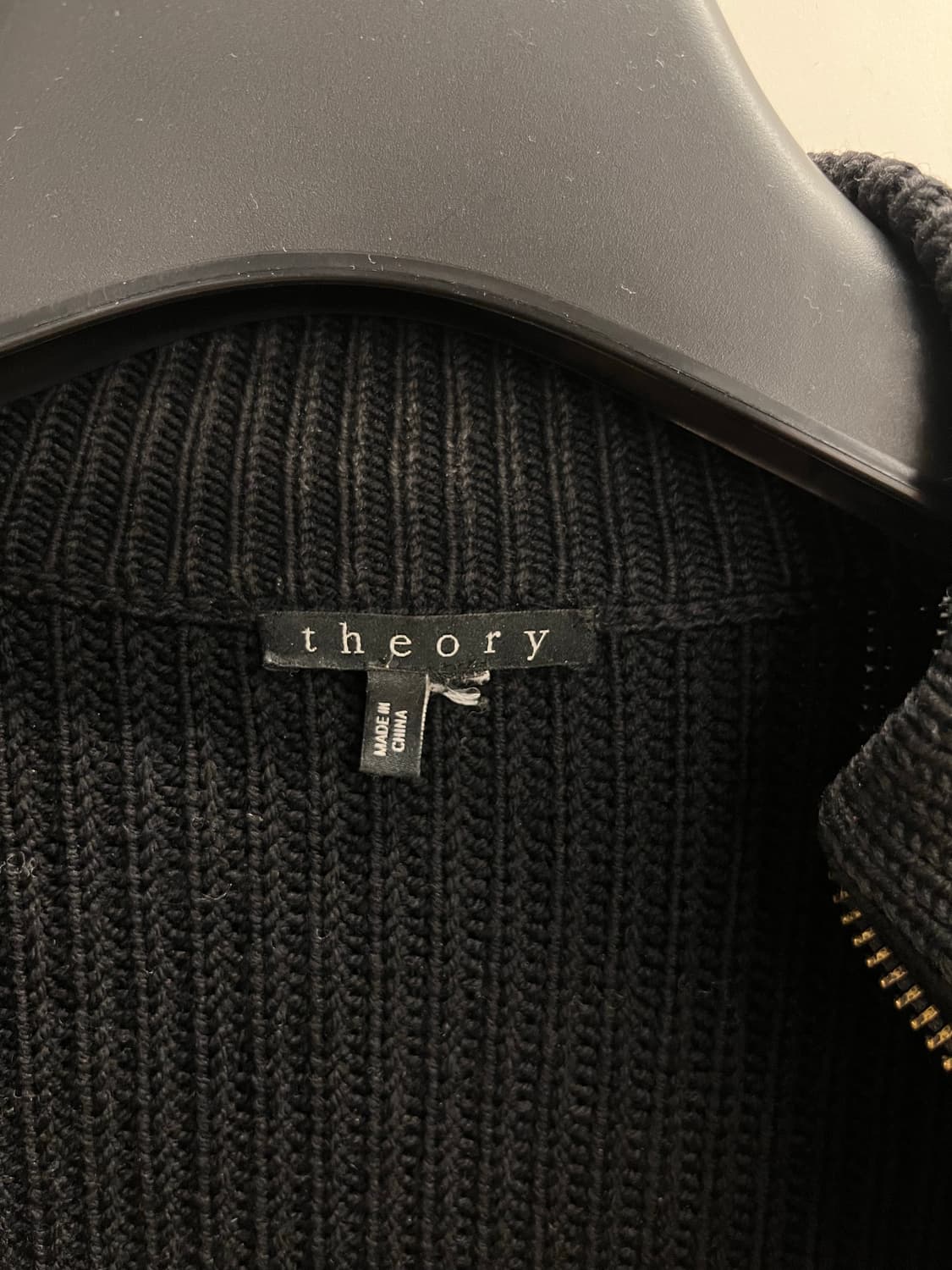 띠어리 남성 니트 집업 가디건 블랙 L 상품이미지4