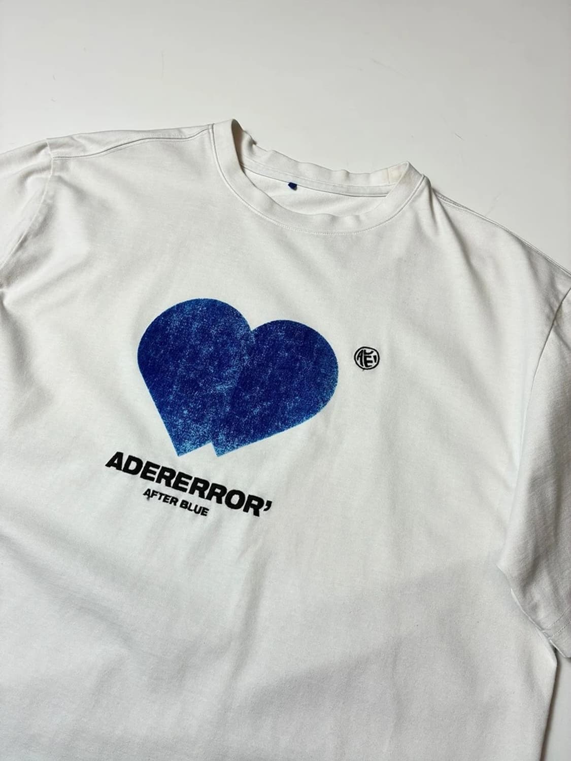 아더에러 ADERERROR 트윈 하트 로고 티셔츠 PN9158 상품이미지2