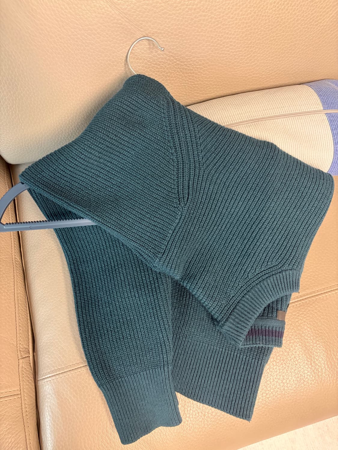 유니클로 크루넥 풀집가디건 다크 그린 상품이미지2