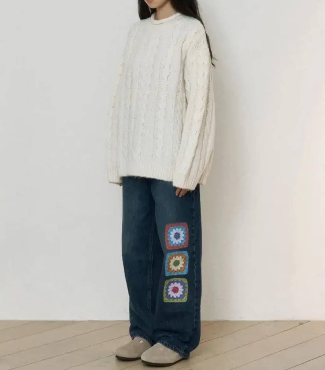 로씨로씨 X 그래피커스 Crochet Jeans [MIDDLE BLUE] 상품이미지1