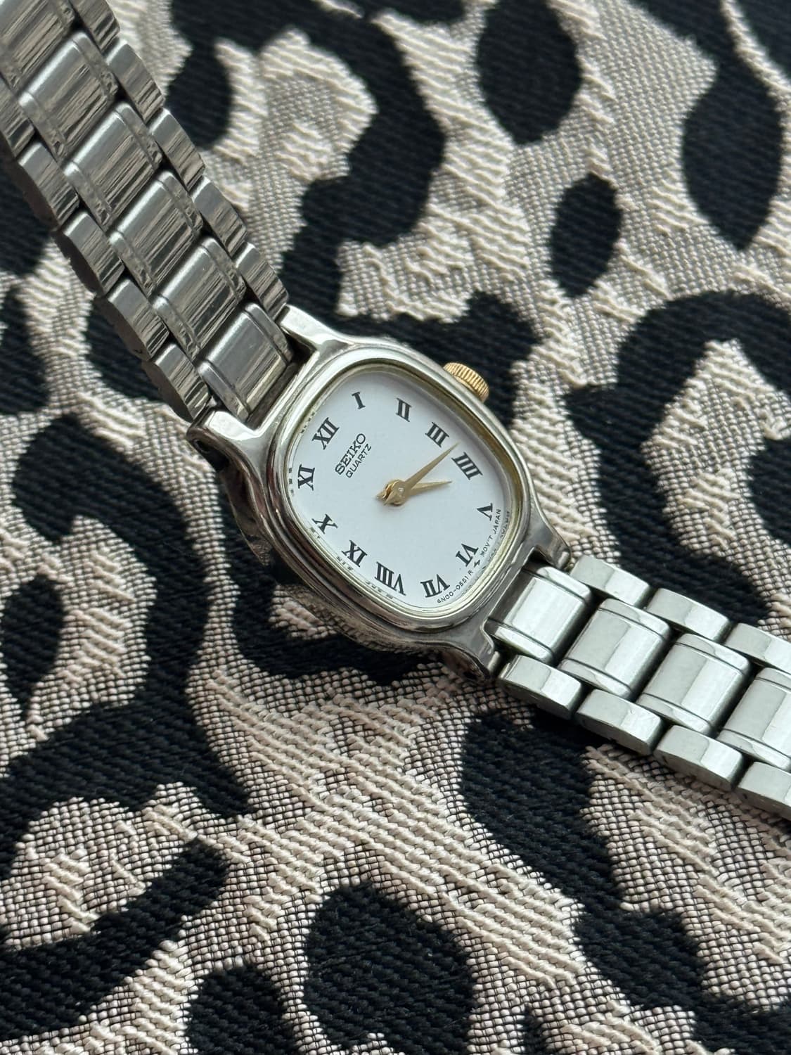 90s 빈티지 세이코 로마인덱스 쿼츠 상품이미지4