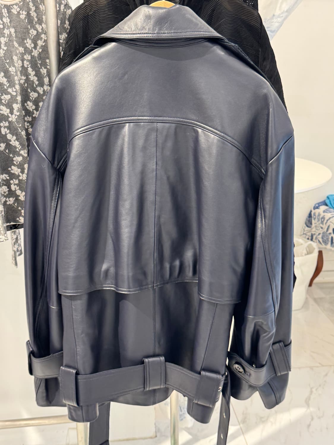 h&m studiocollection 오버사이즈 레더 자켓 미드나잇블루 상품이미지3