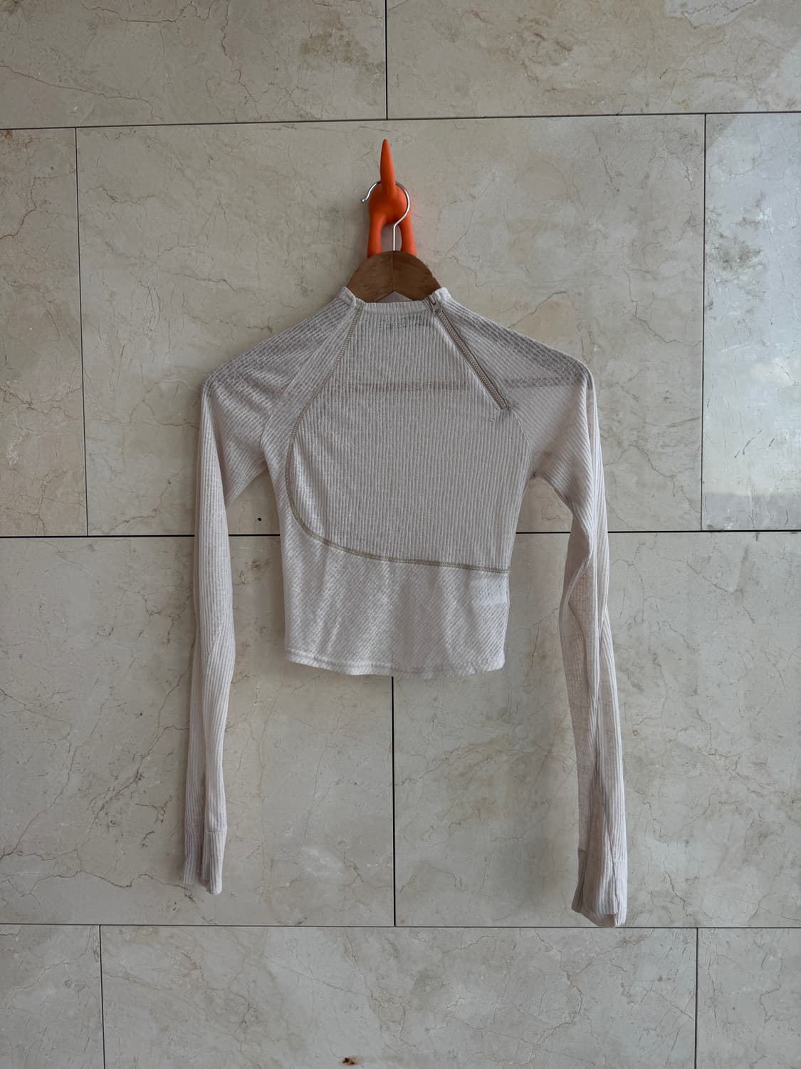 혜인서 HYEIN SEO 지퍼 크롭탑 사이즈 0 상품이미지1