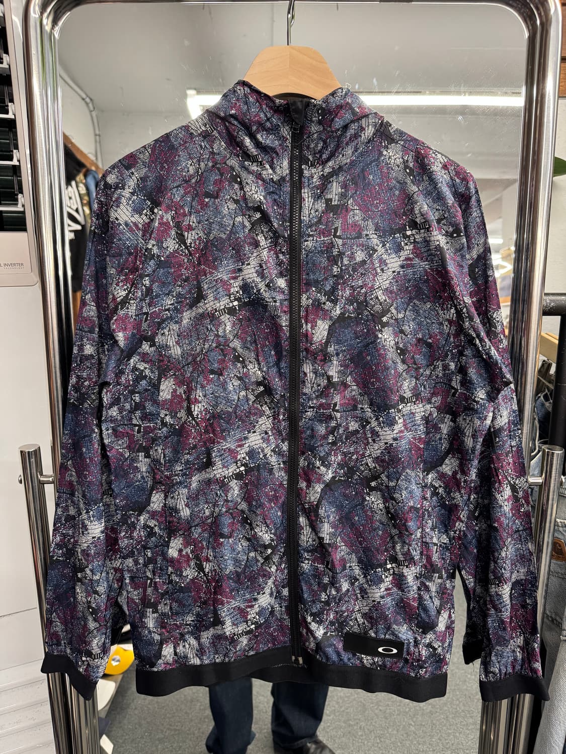 오클리 빈티지 인핸스 그래픽 윈드자켓 상품이미지1