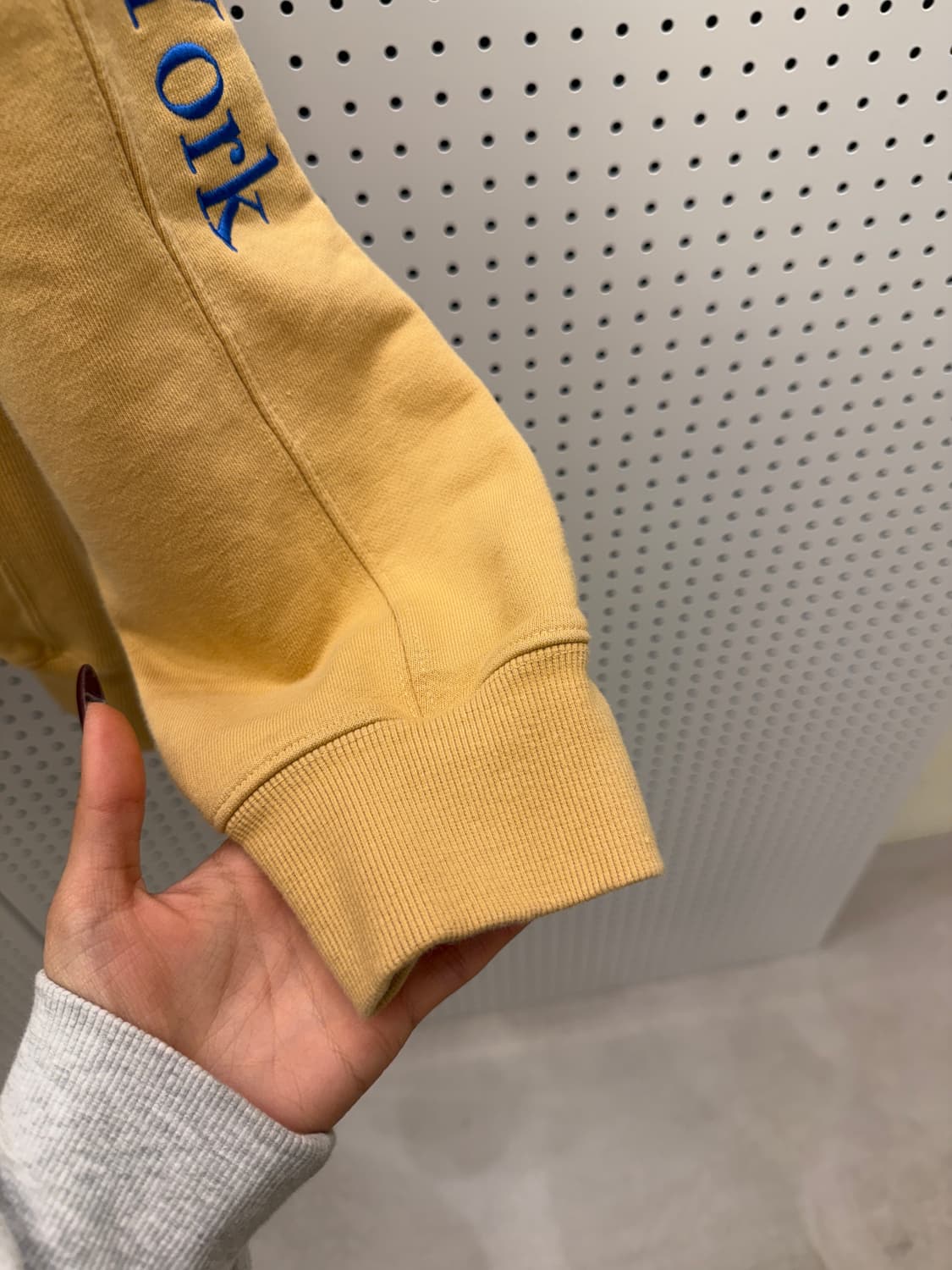 어웨이크 뉴욕 클래식 아웃라인 로고 자수 후드티 U1350 상품이미지4