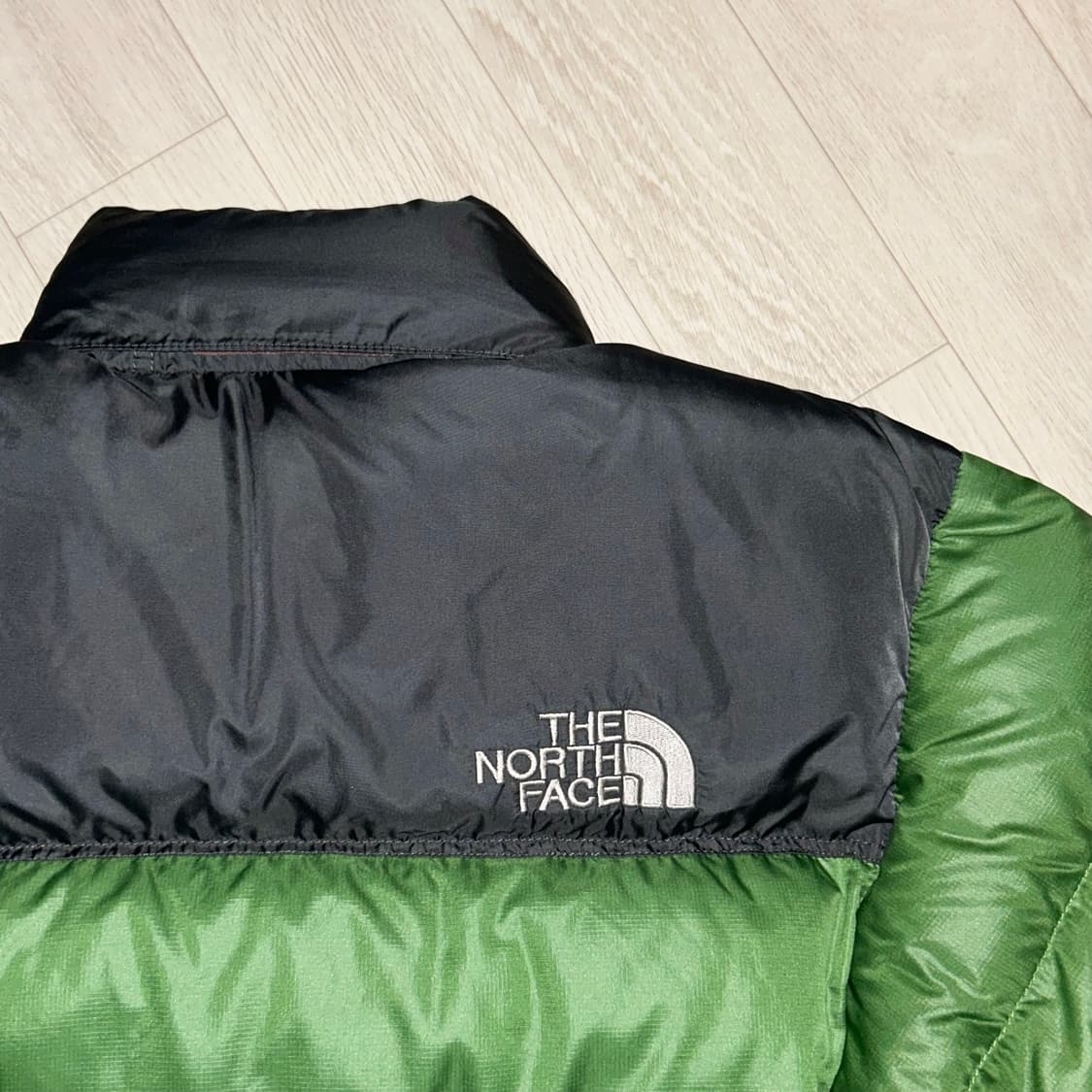 노스페이스 700 눕시 구스 다운 패딩 연그린 상품이미지6