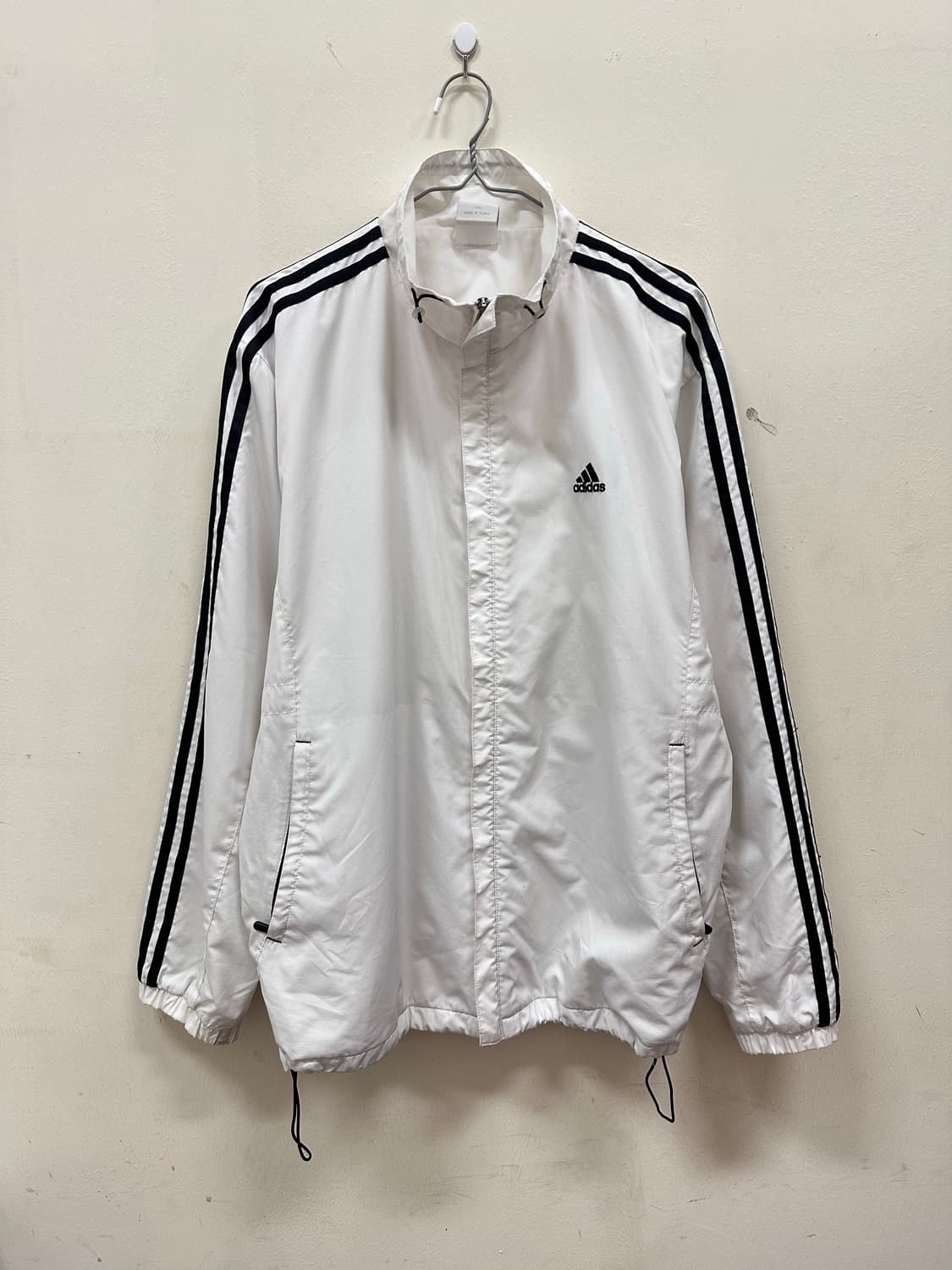 아디다스 흰검 바람막이 집업 상품이미지1
