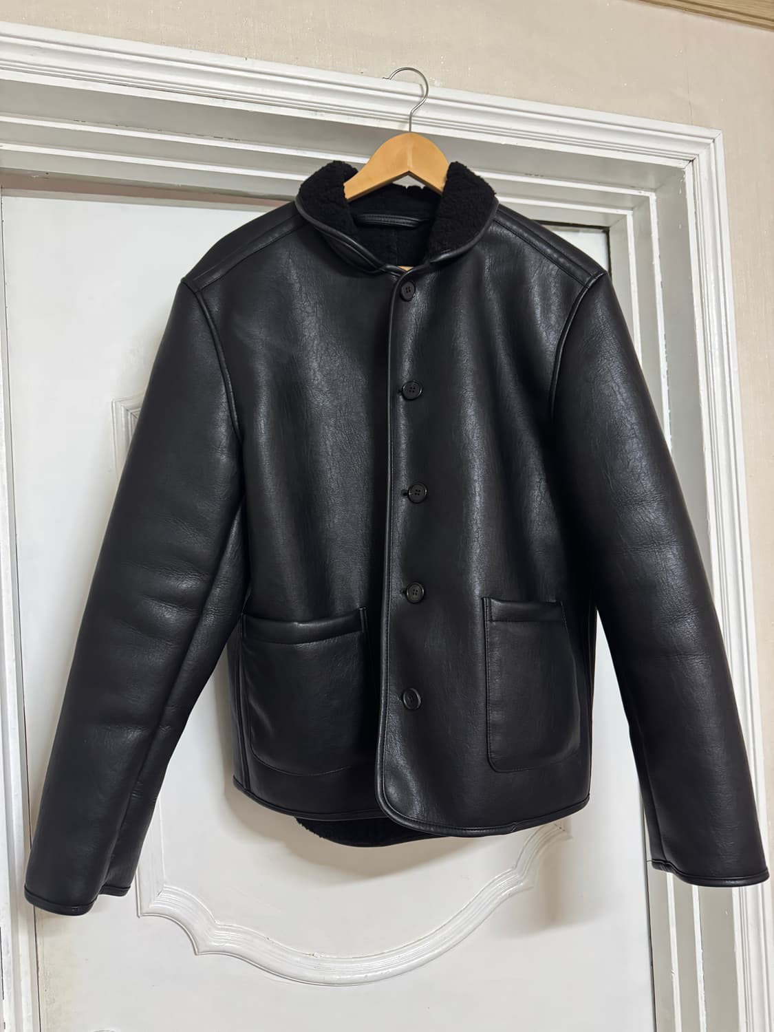 era 이알에이 무스탕 블랙 상품이미지1