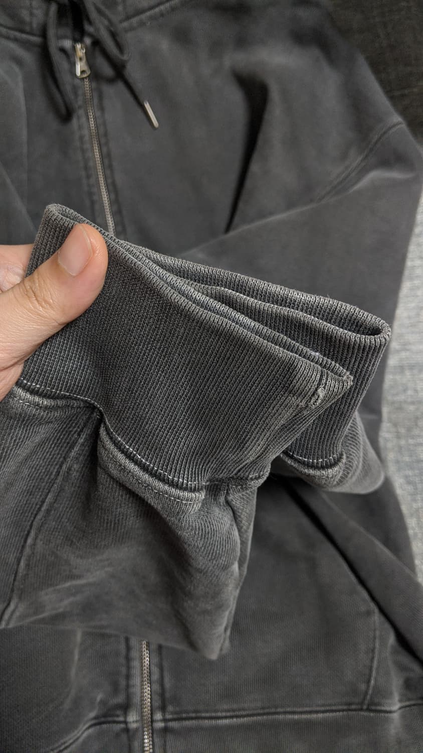 소버먼트 피그먼트 컷 후드 집업 상품이미지3